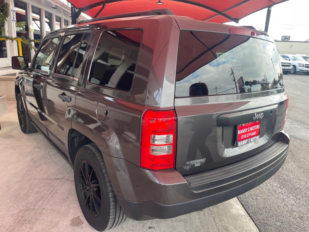 2015 Jeep Patriot Image 10