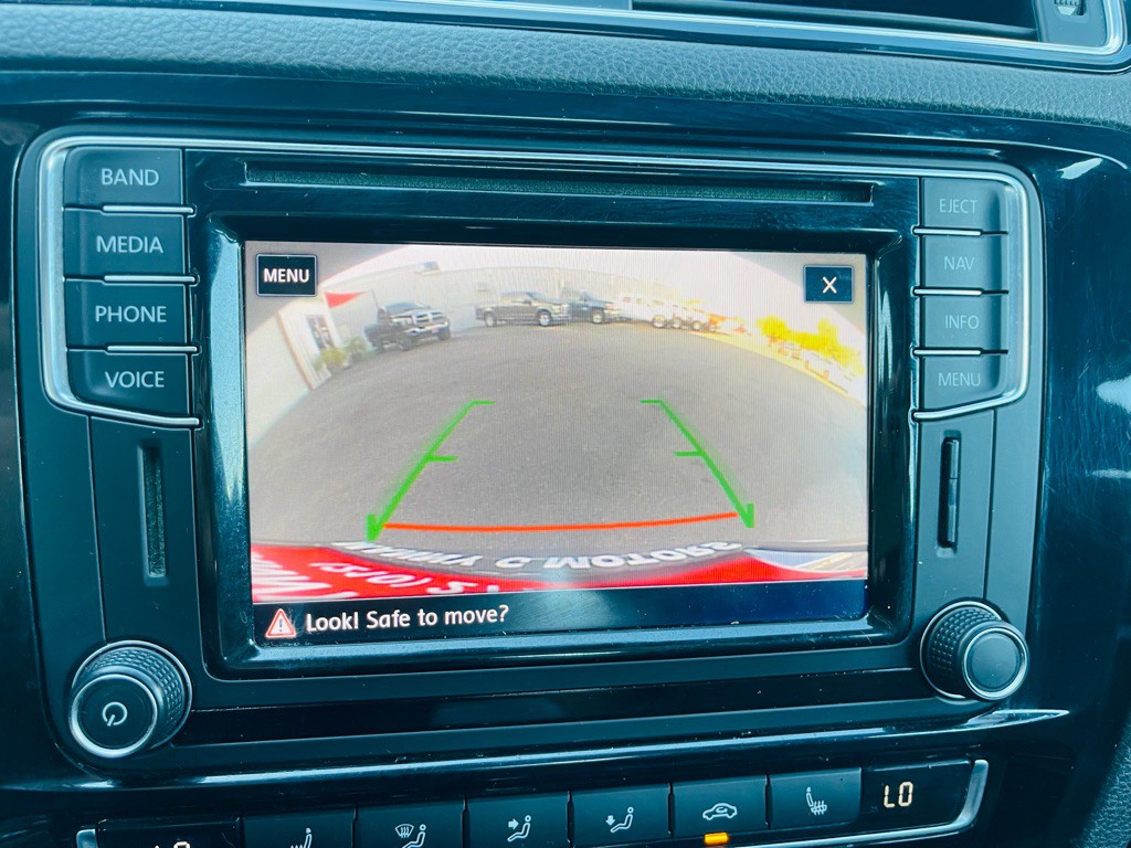 2017 Volkswagen Jetta Image 5