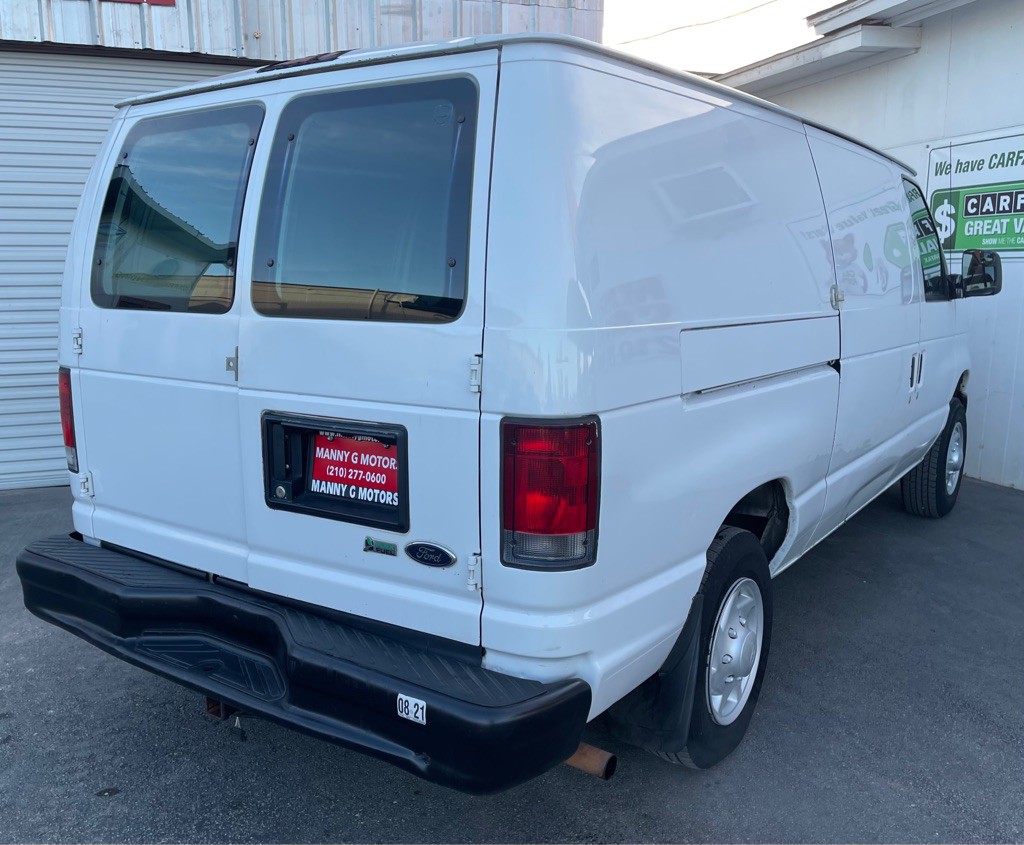 2014 Ford Econoline Image 13