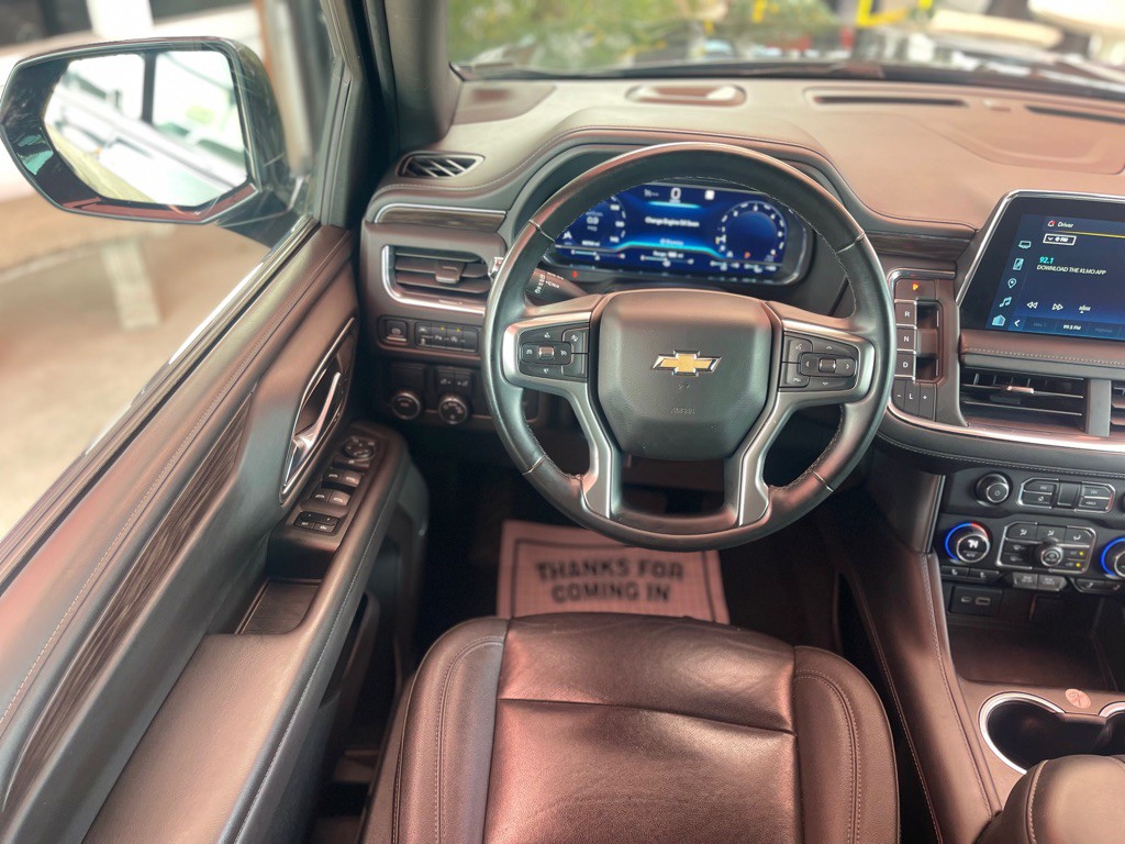 2023 Chevrolet Suburban Image 6