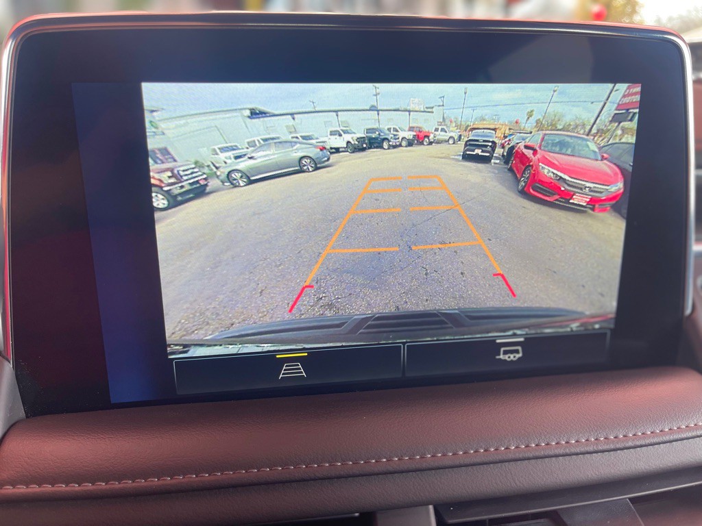 2023 Chevrolet Suburban Image 12