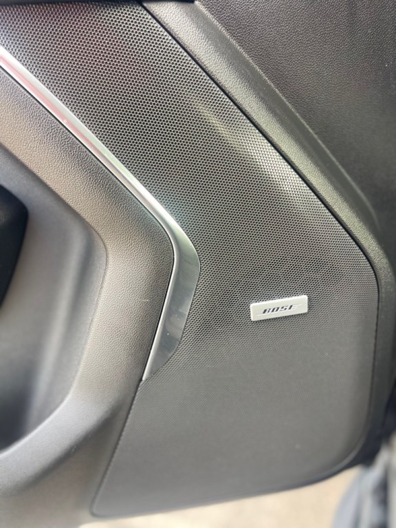 2023 Chevrolet Suburban Image 15