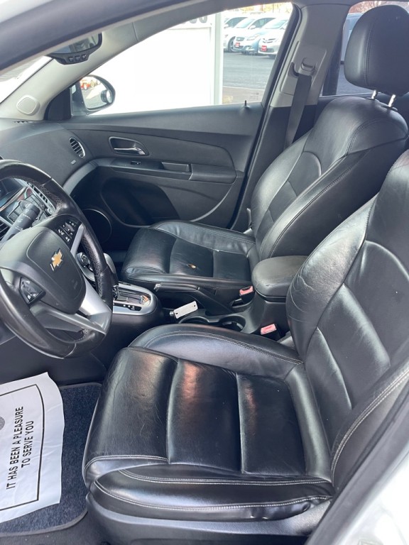 2012 Chevrolet Cruze Image 6
