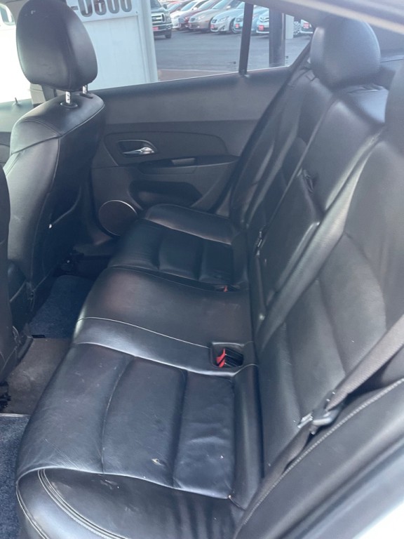 2012 Chevrolet Cruze Image 8