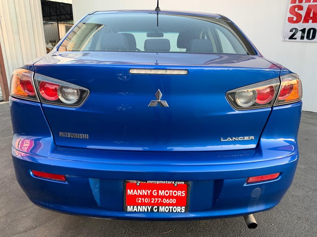 2015 Mitsubishi Lancer Image 10