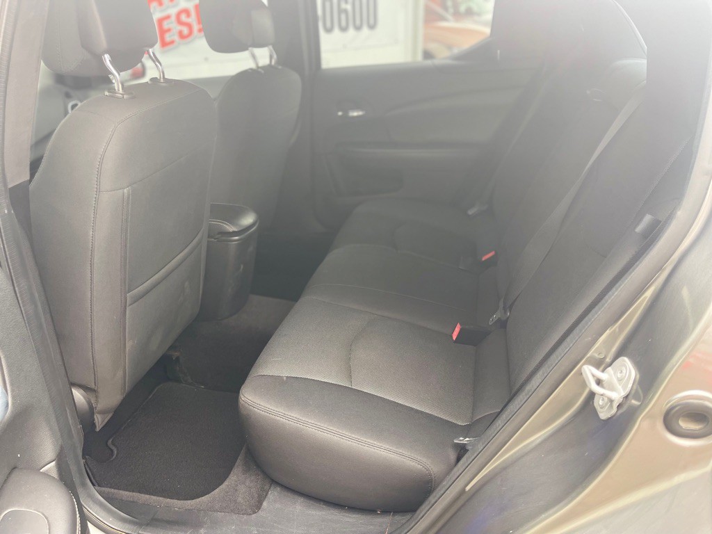 2013 Dodge Avenger Image 6