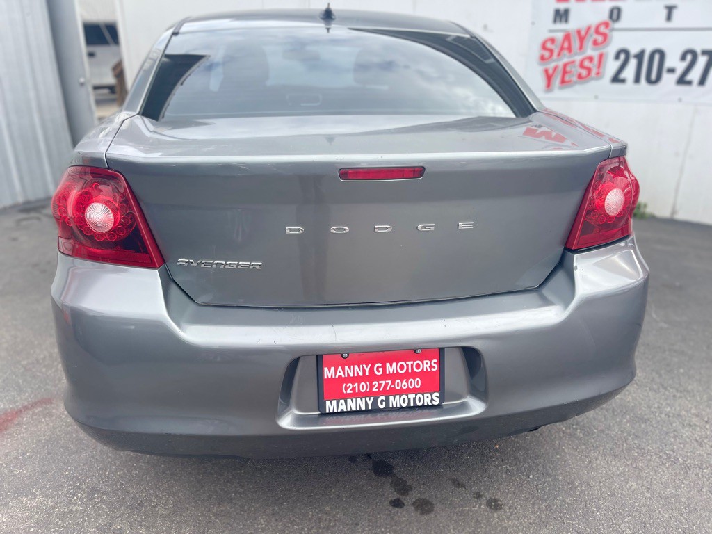 2013 Dodge Avenger Image 11