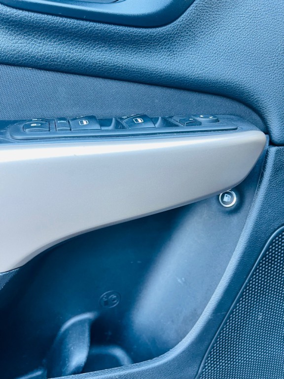 2018 Jeep Cherokee Image 9