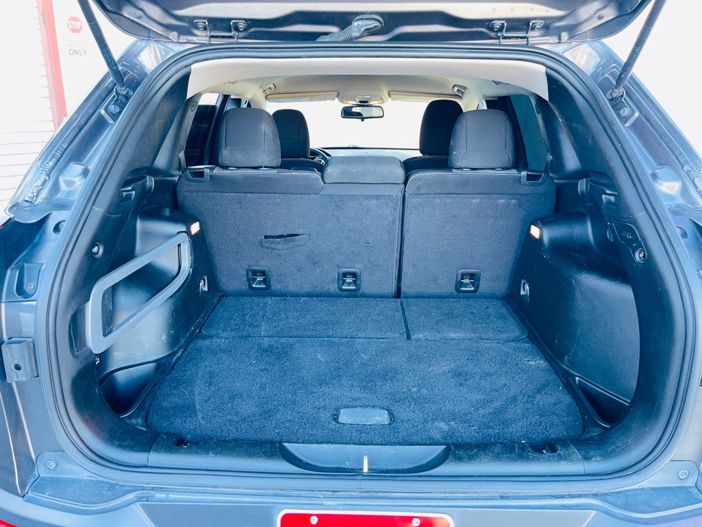 2018 Jeep Cherokee Image 14