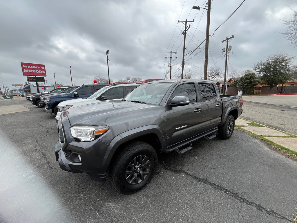 2020 Toyota Tacoma Image 3