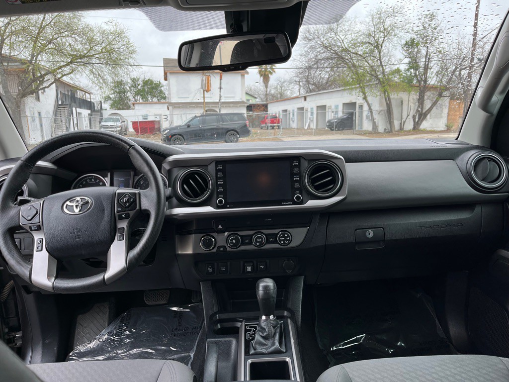 2020 Toyota Tacoma Image 6