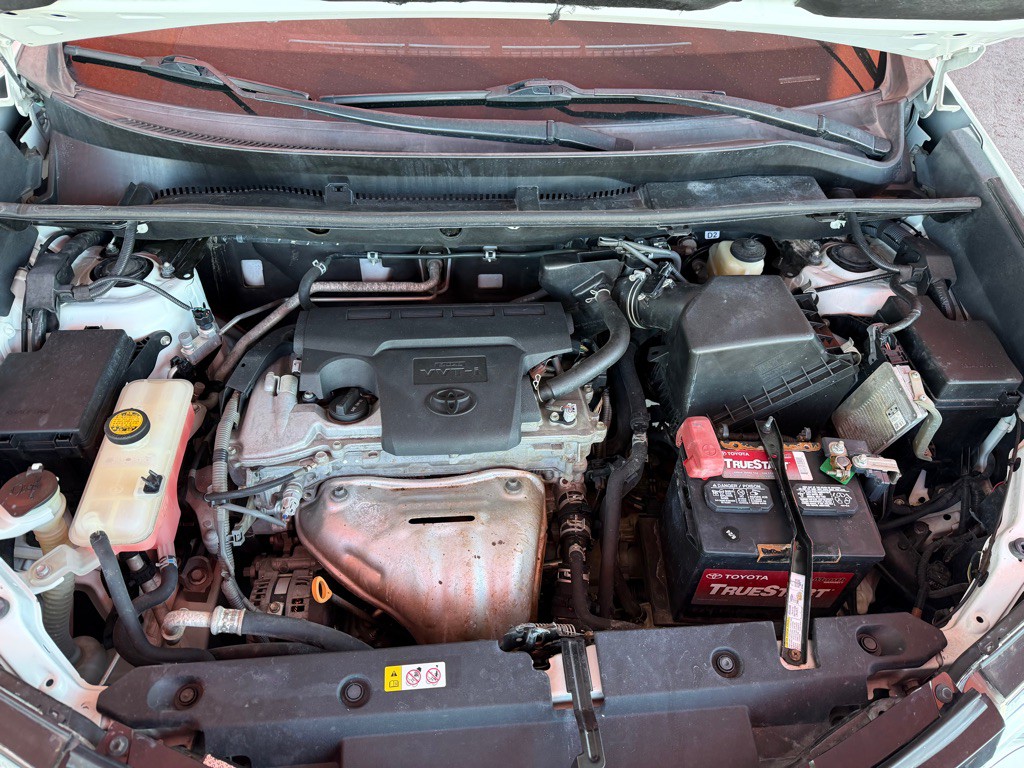 2017 Toyota Rav4 Image 3