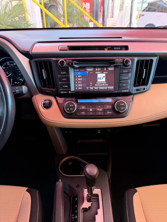 2017 Toyota Rav4 Image 10