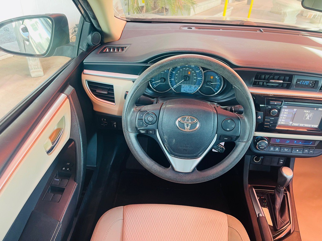 2015 Toyota Corolla Image 7