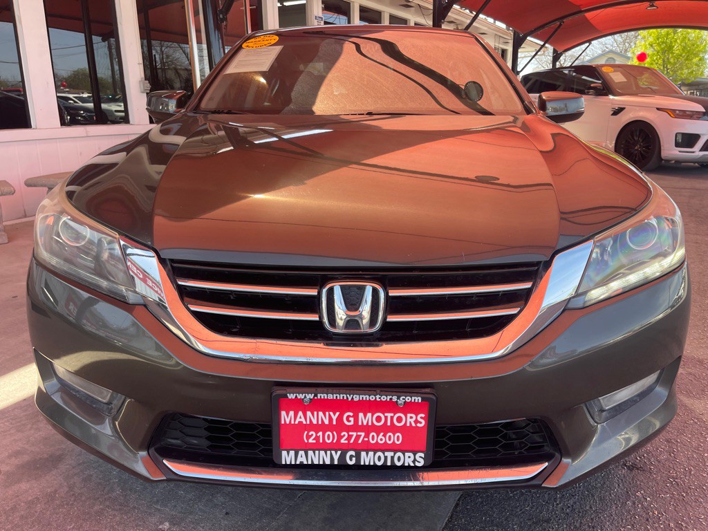 2013 Honda Accord Image 2