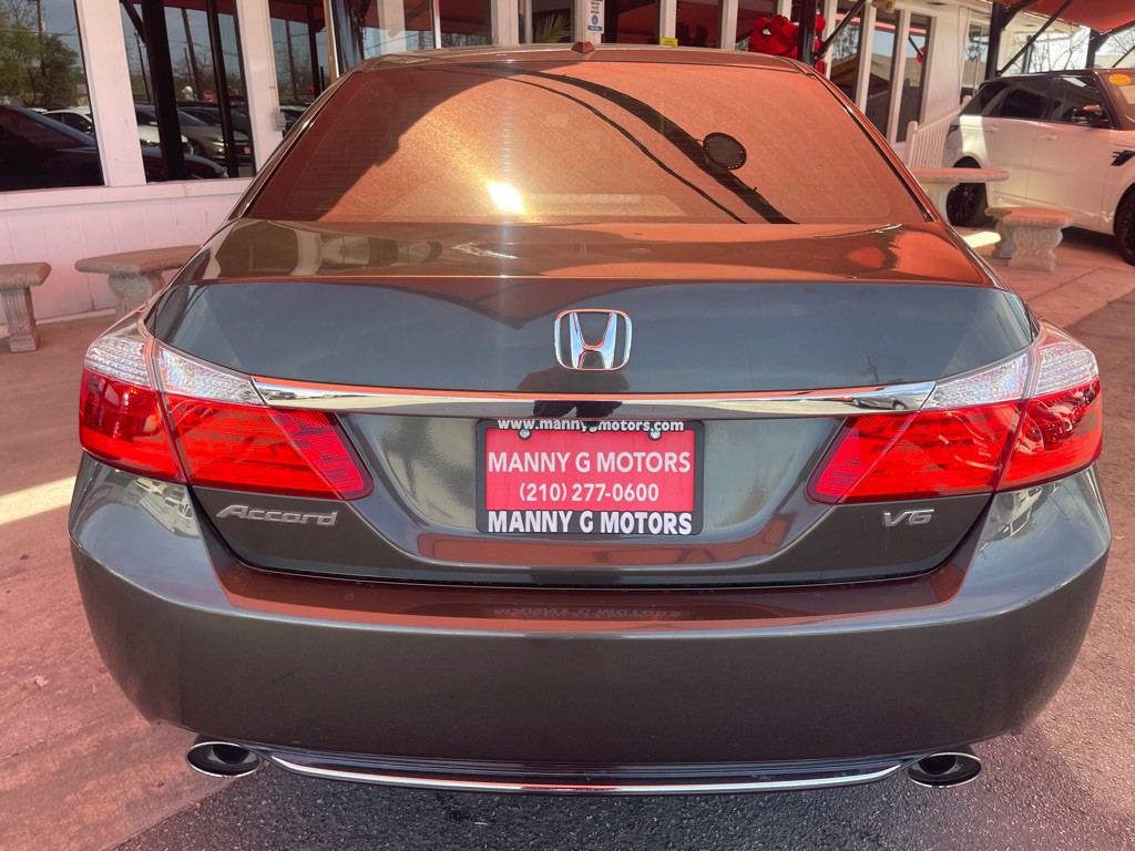 2013 Honda Accord Image 14