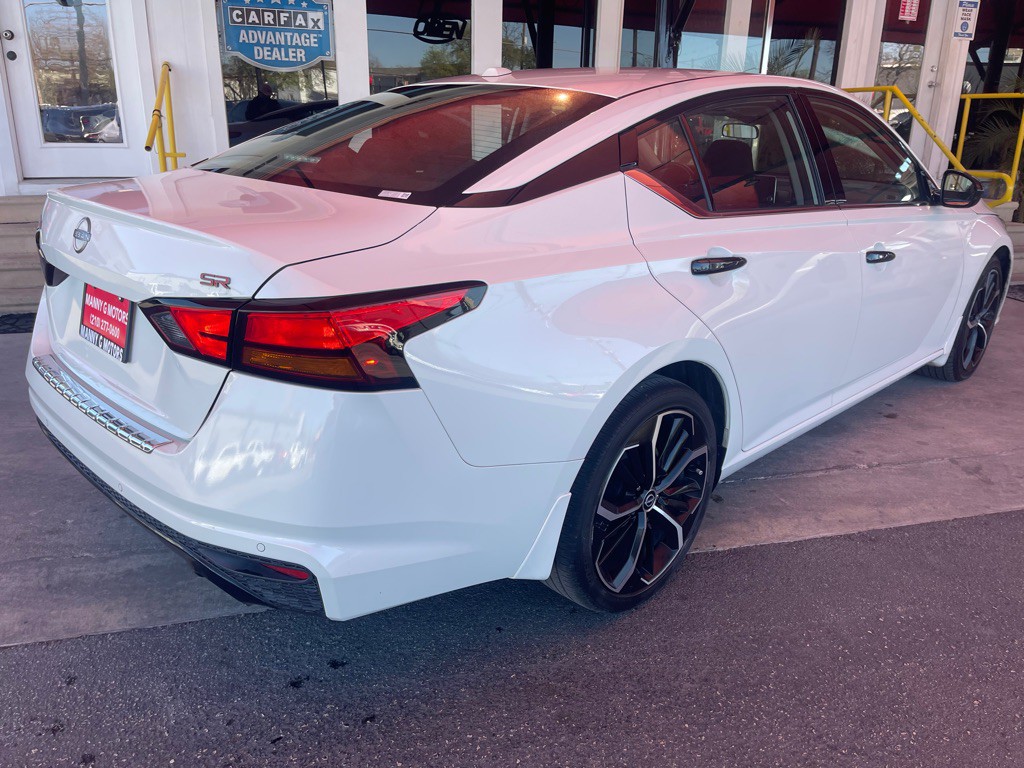 2023 Nissan Altima Image 14