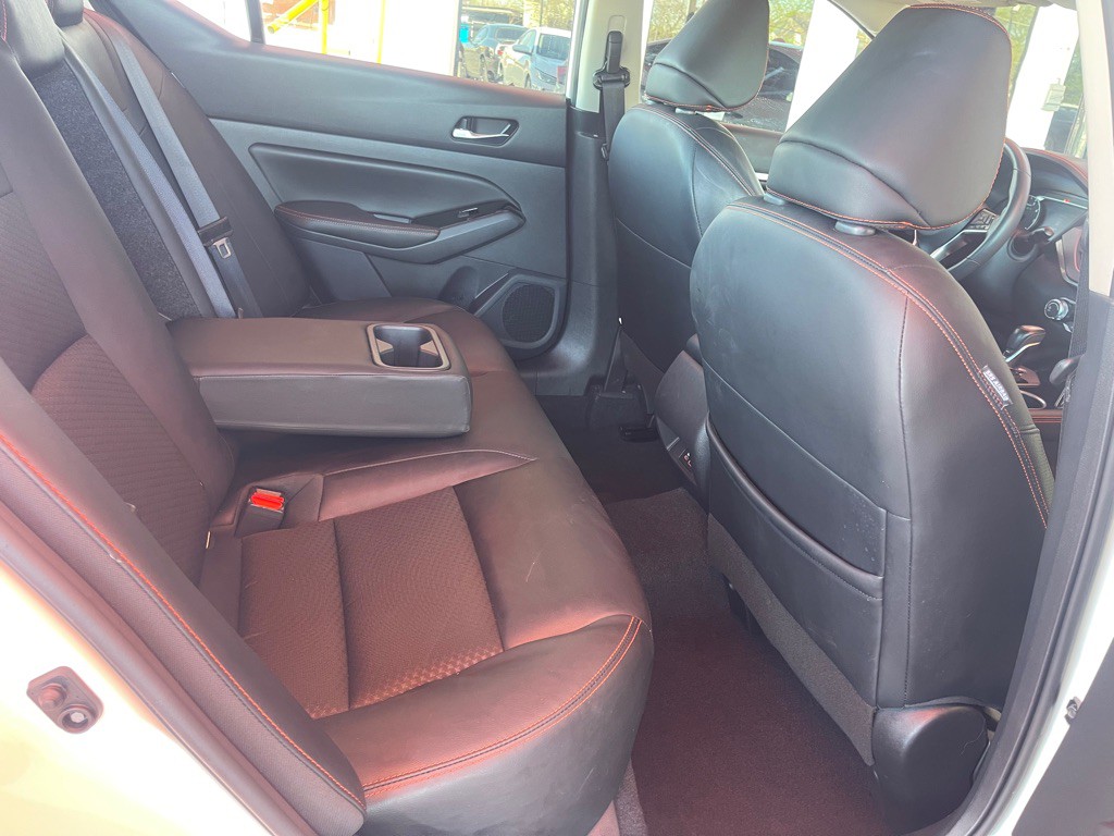 2023 Nissan Altima Image 15