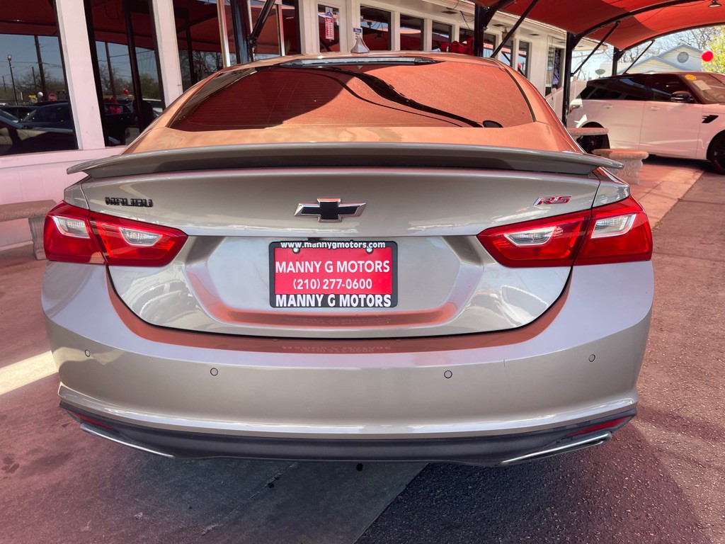 2022 Chevrolet Malibu Image 12