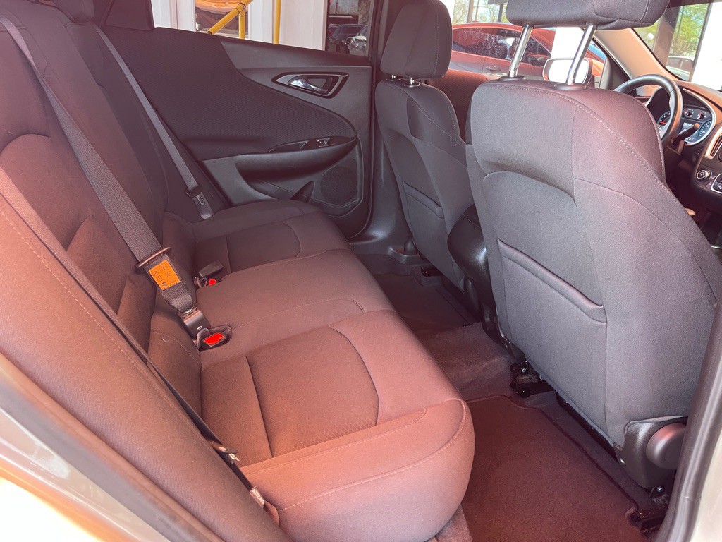 2022 Chevrolet Malibu Image 13