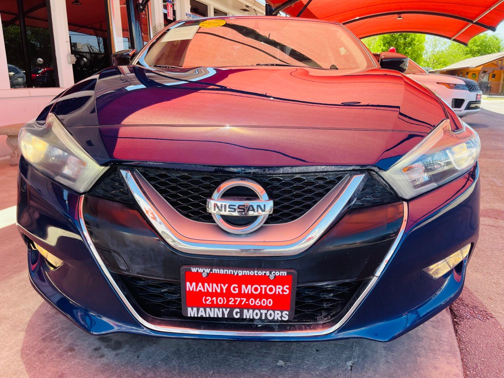 2017 Nissan Maxima Image 2
