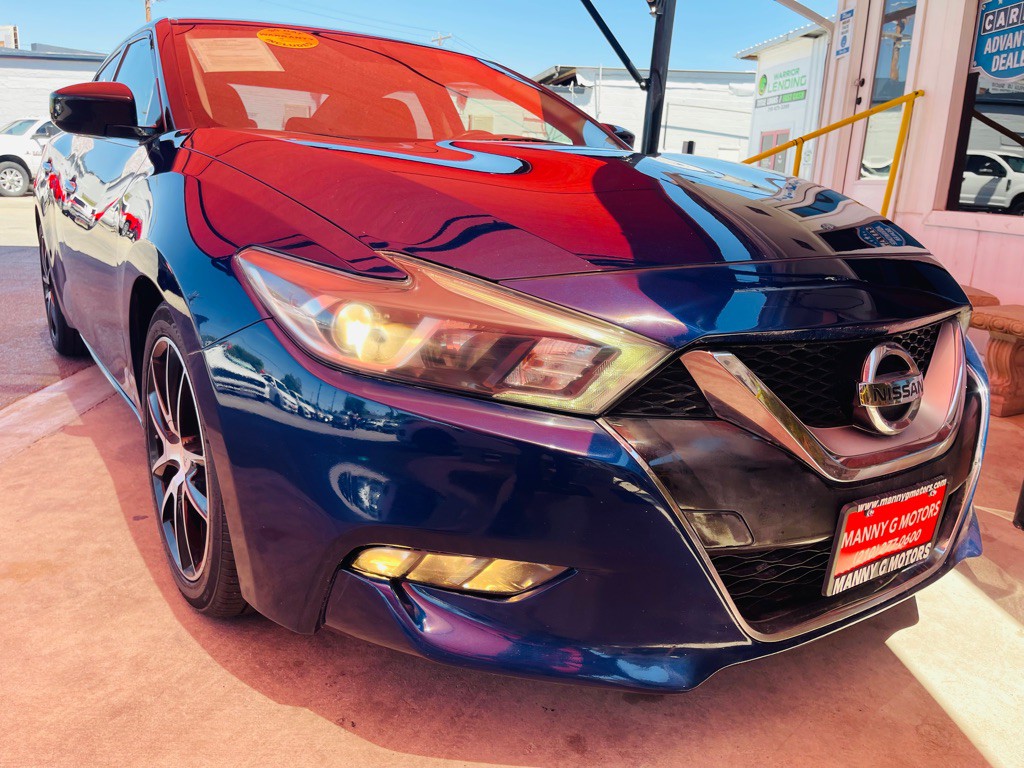 2017 Nissan Maxima Image 16