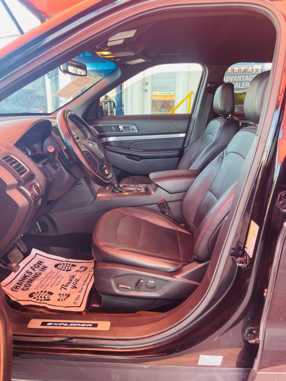 2018 Ford Explorer Image 4