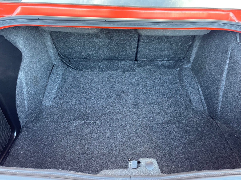 2008 Dodge Challenger Image 14