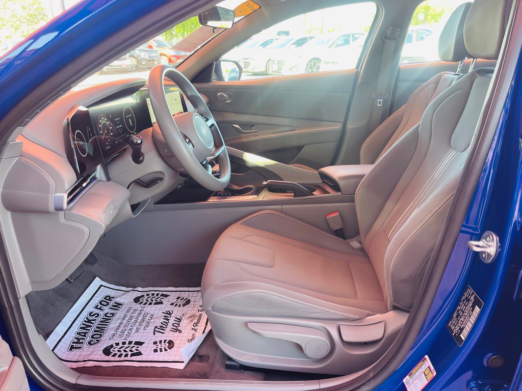 2024 Hyundai Elantra Image 4