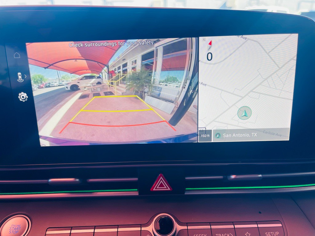 2024 Hyundai Elantra Image 9