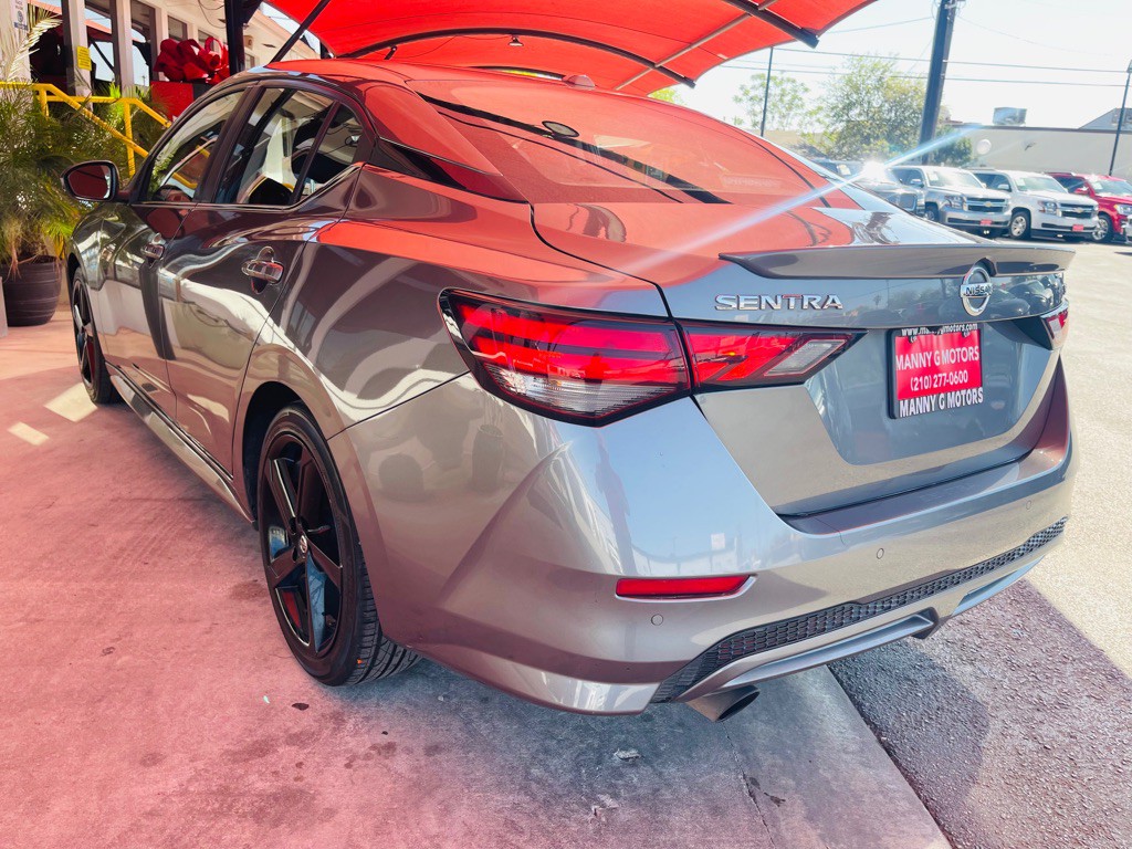 2021 Nissan Sentra Image 10