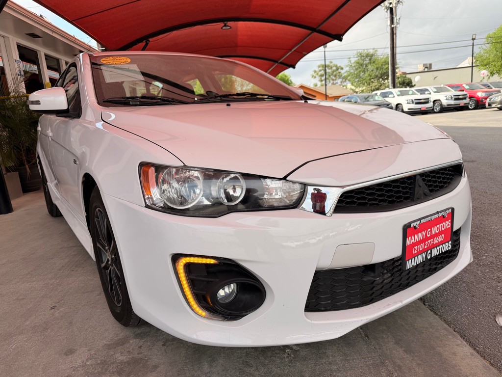 2016 Mitsubishi Lancer Image 1