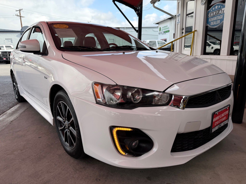 2016 Mitsubishi Lancer Image 15