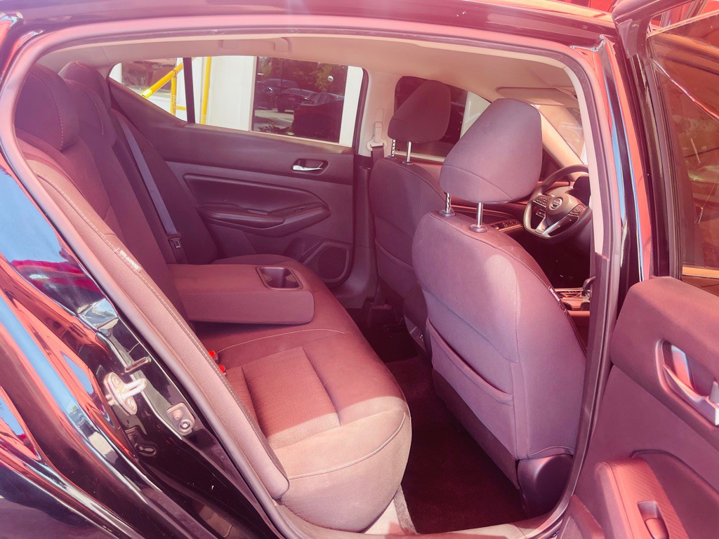 2020 Nissan Altima Image 14
