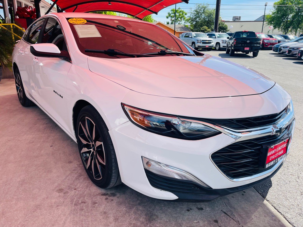 2020 Chevrolet Malibu Image 1