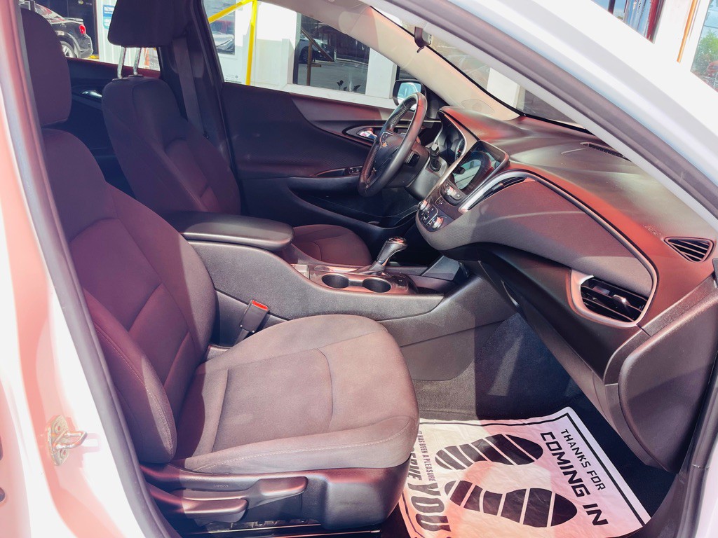 2020 Chevrolet Malibu Image 16