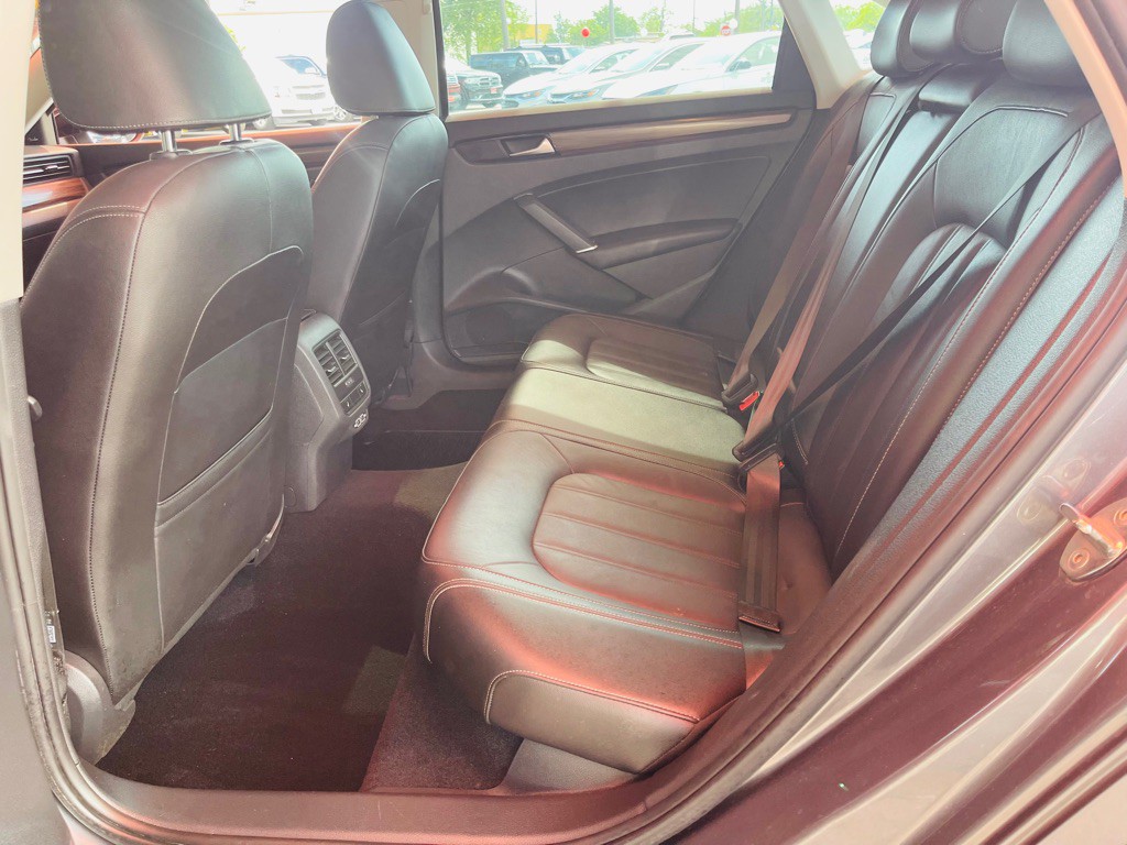 2022 Volkswagen Passat Image 5
