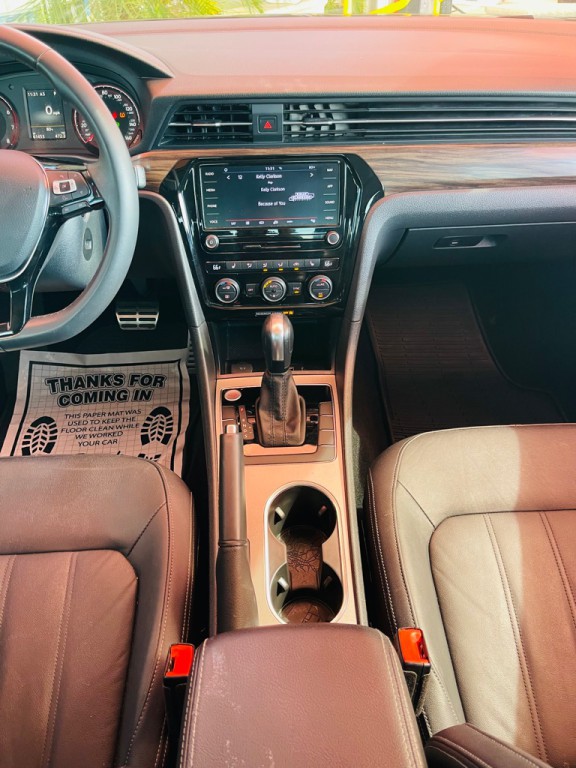 2022 Volkswagen Passat Image 11