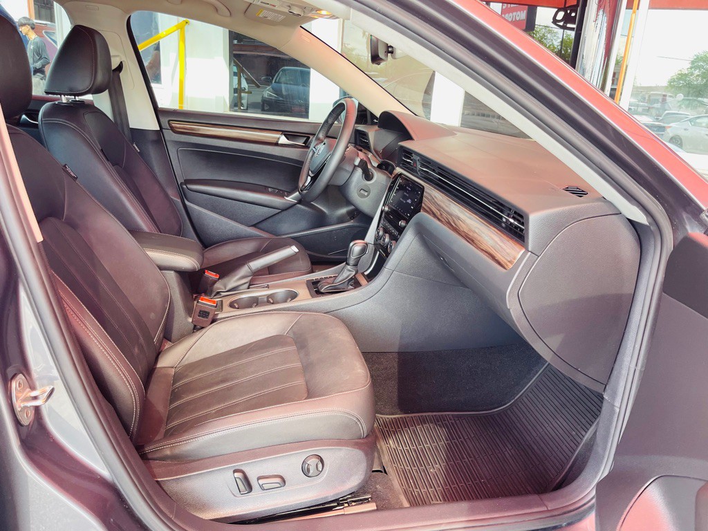 2022 Volkswagen Passat Image 19