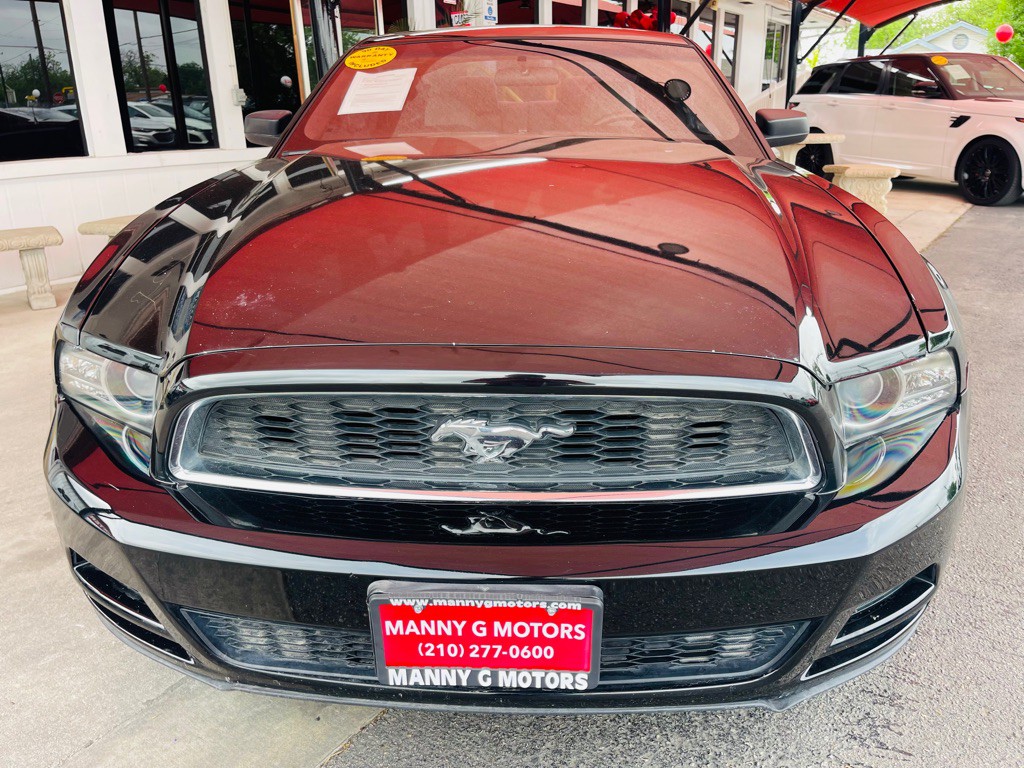 2014 Ford Mustang Image 2