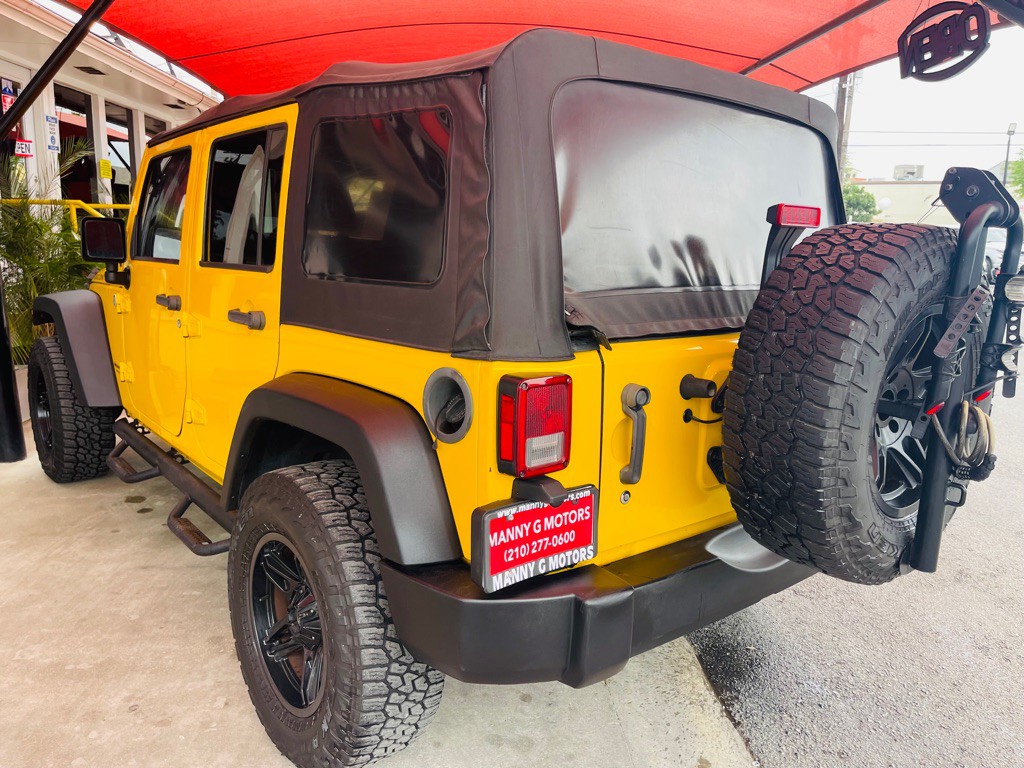 2015 Jeep Wrangler Unlimited Image 11