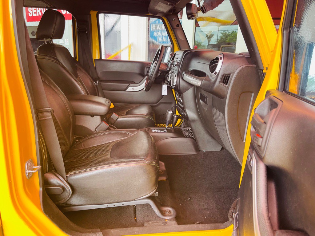 2015 Jeep Wrangler Unlimited Image 15