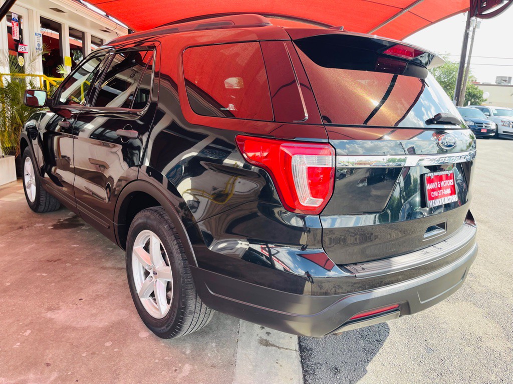 2018 Ford Explorer Image 10