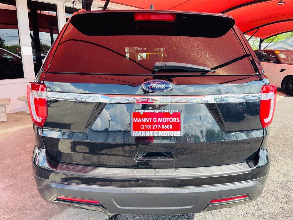 2018 Ford Explorer Image 11