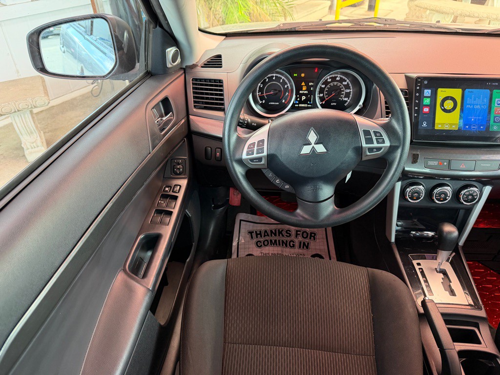 2017 Mitsubishi Lancer Image 6