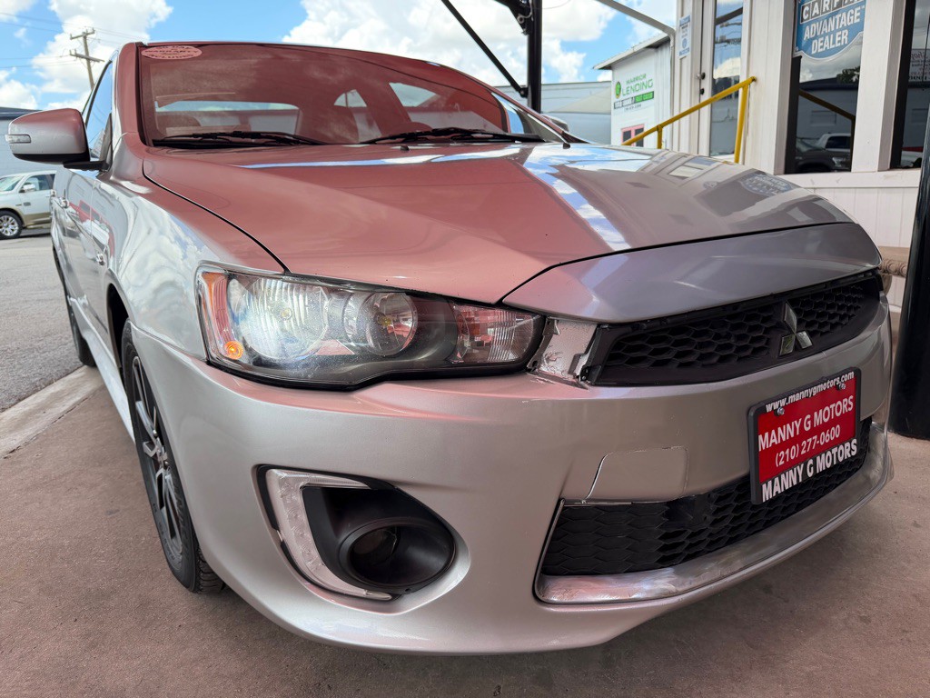 2017 Mitsubishi Lancer Image 17
