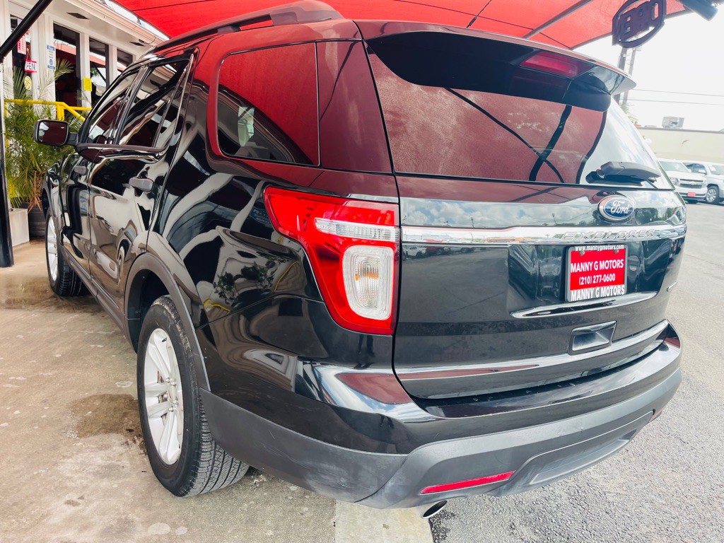 2015 Ford Explorer Image 10