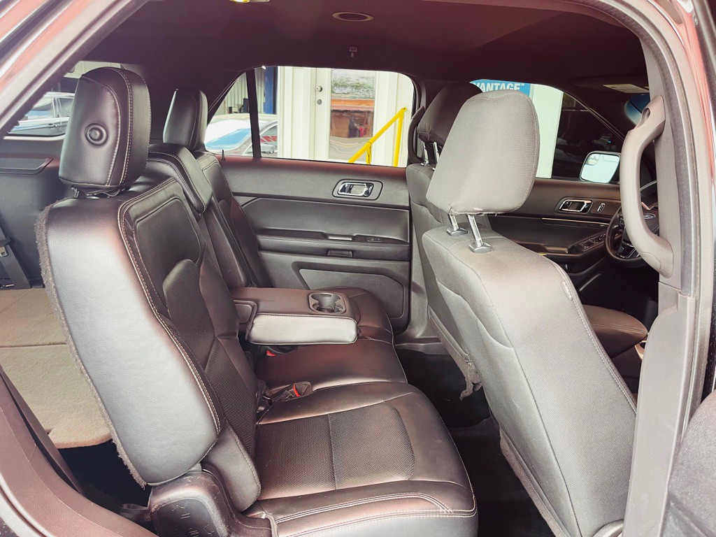 2015 Ford Explorer Image 13