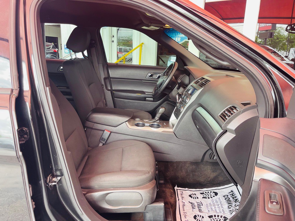 2015 Ford Explorer Image 14
