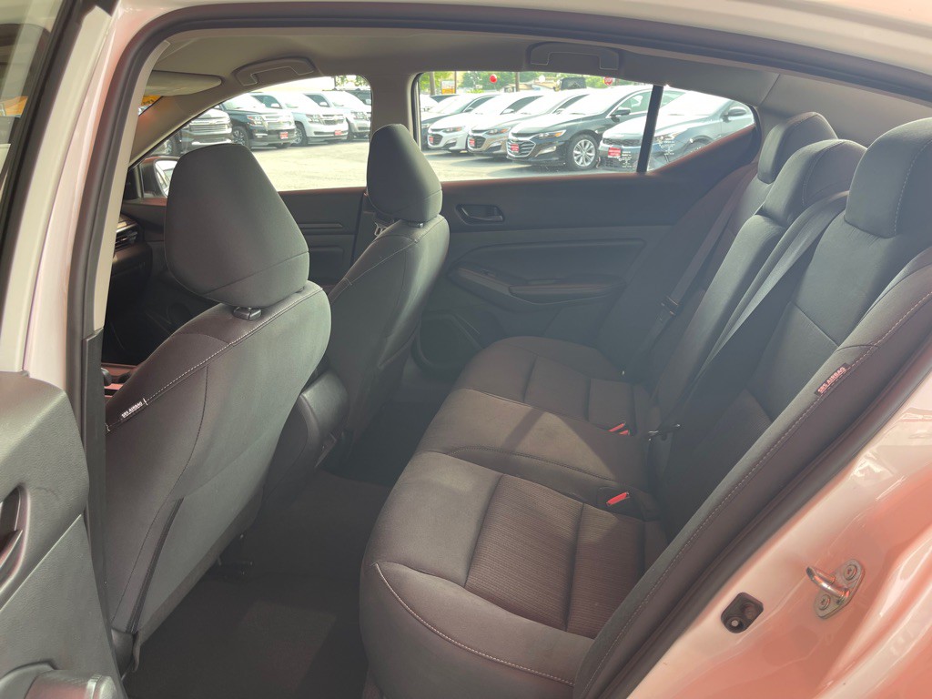 2025 Nissan Altima Image 5